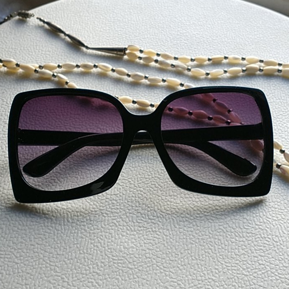 🌿Black Retro Squared Sunglasses🌿NWOT
